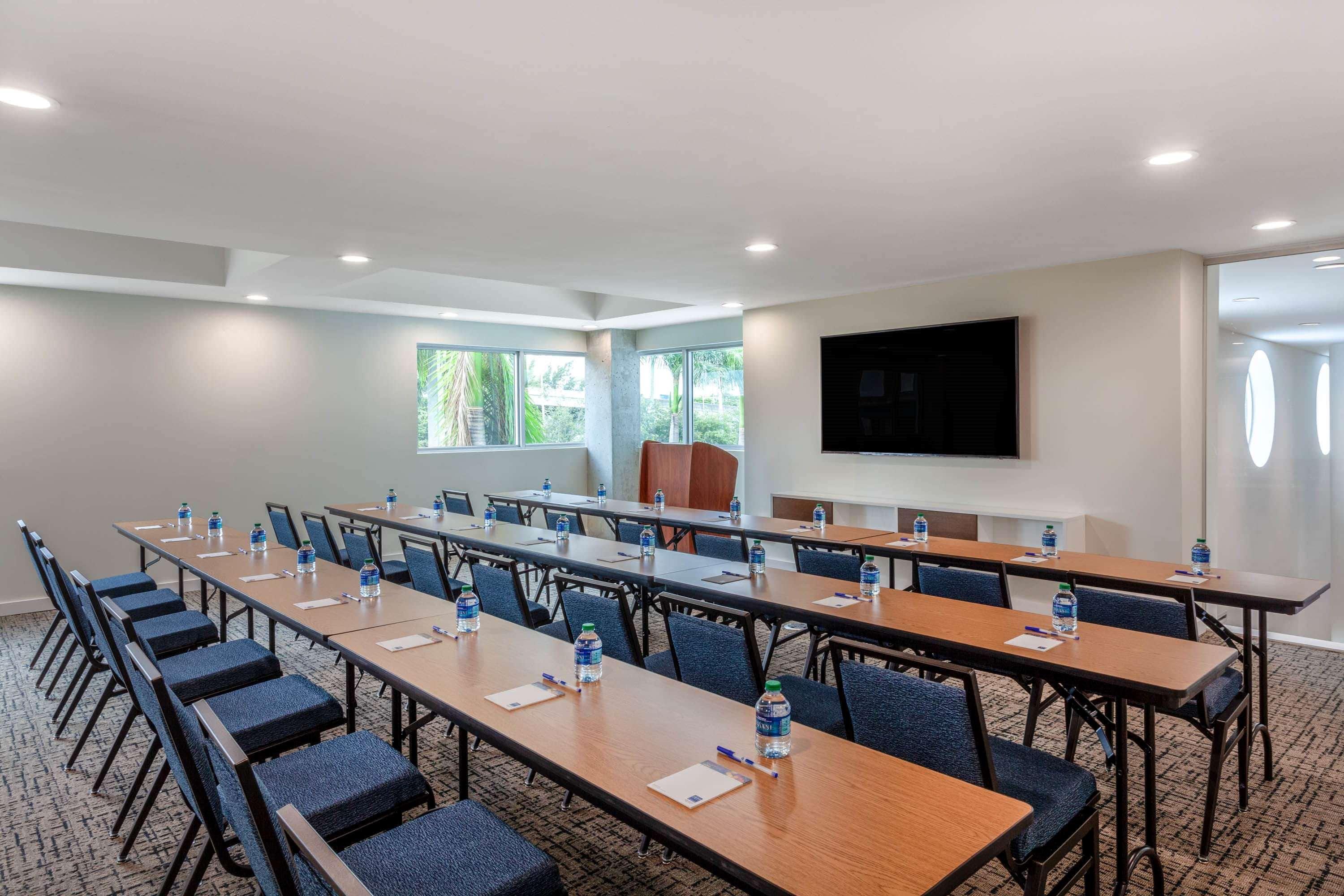 Maritime Hotel Fort Lauderdale Airport & Cruiseport Экстерьер фото